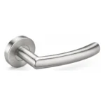 Poignée de porte Kuchinox Porto KGP_200A en acier inoxydable, vue principale sur fond blanc, illustration