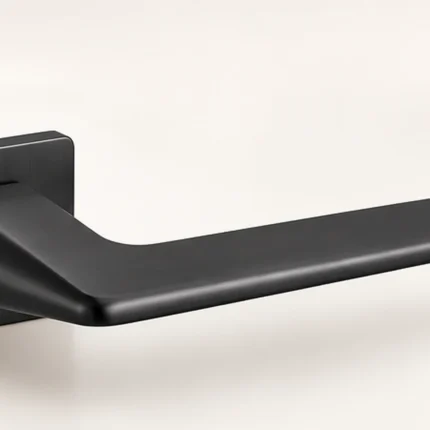Poignée Kuchinox Recta noire KRT_900A, photographie produit